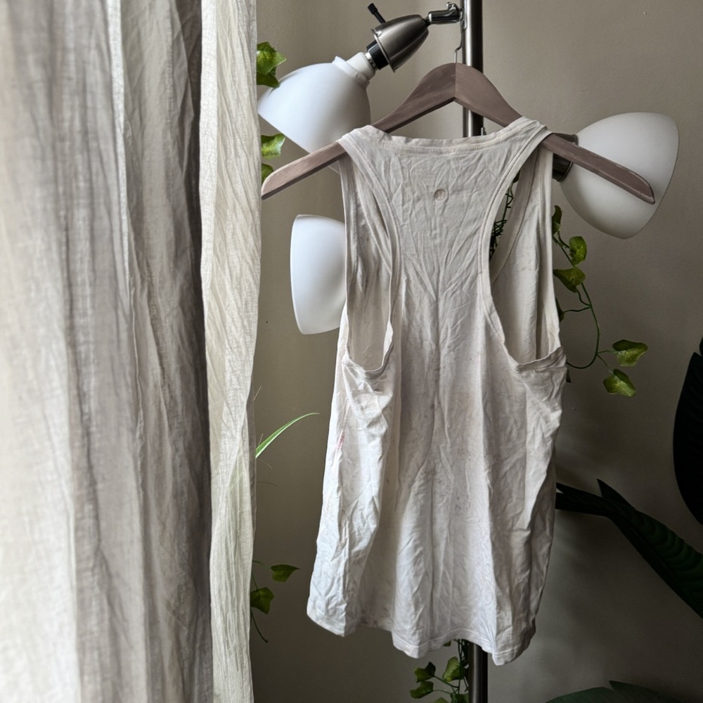 Lululemon tank top